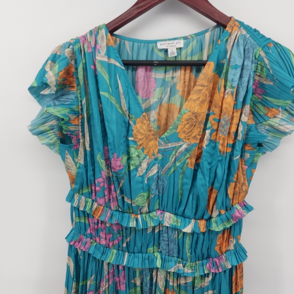 Current Air JASMINE FLUTTER SLEEVE PLEATED V NECK DRESS- MINT Size Small - Picture 6 of 12